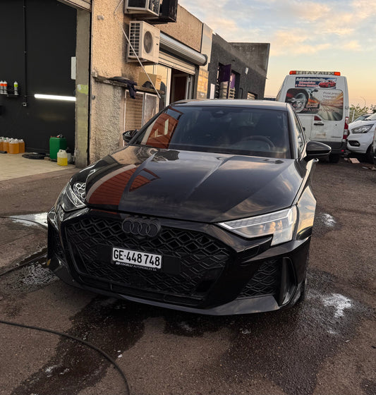 NETTOYAGE ALCANTARA ET DETAILING INTERIEUR SUR AUDI RS3 À CORBAS LYON RHONE-ALPES PROCHE SUD LYONNAIS